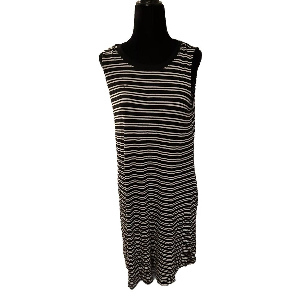 Time & Tru Large Sleeveless Striped Black & White Dress With Pockets